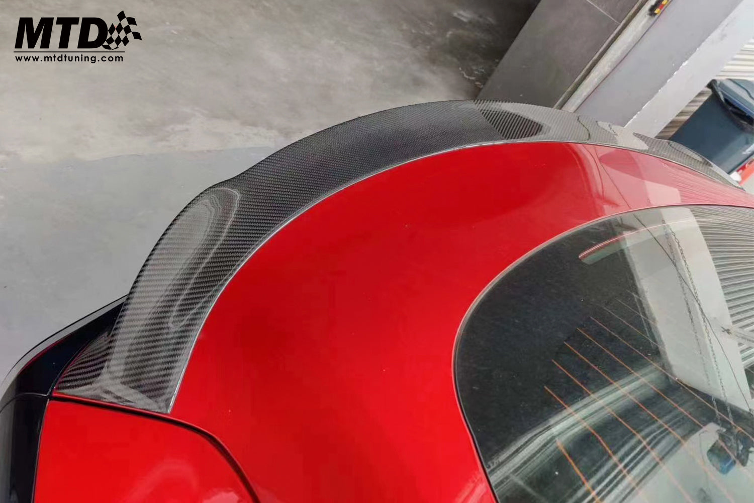red model 3 carbon fiber spoiler